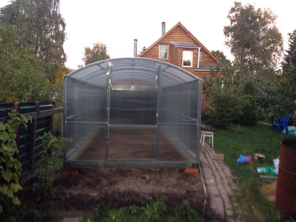 Счастливые обладатели теплиц