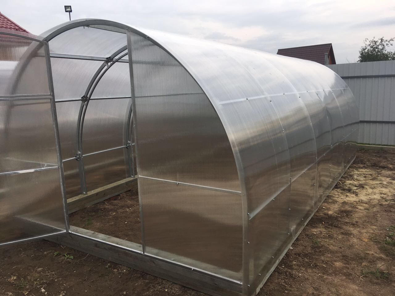 Счастливые обладатели теплиц